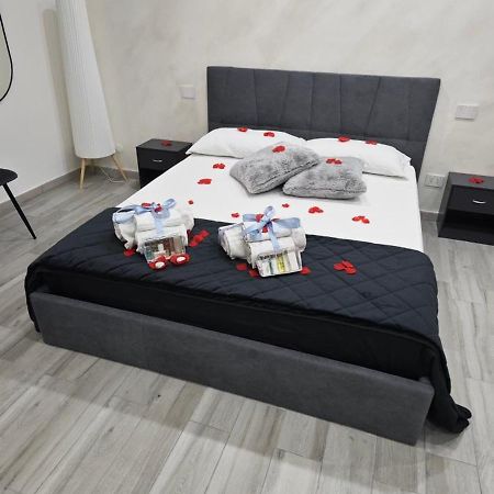 Mirabella ImbaccariWonder House公寓 外观 照片